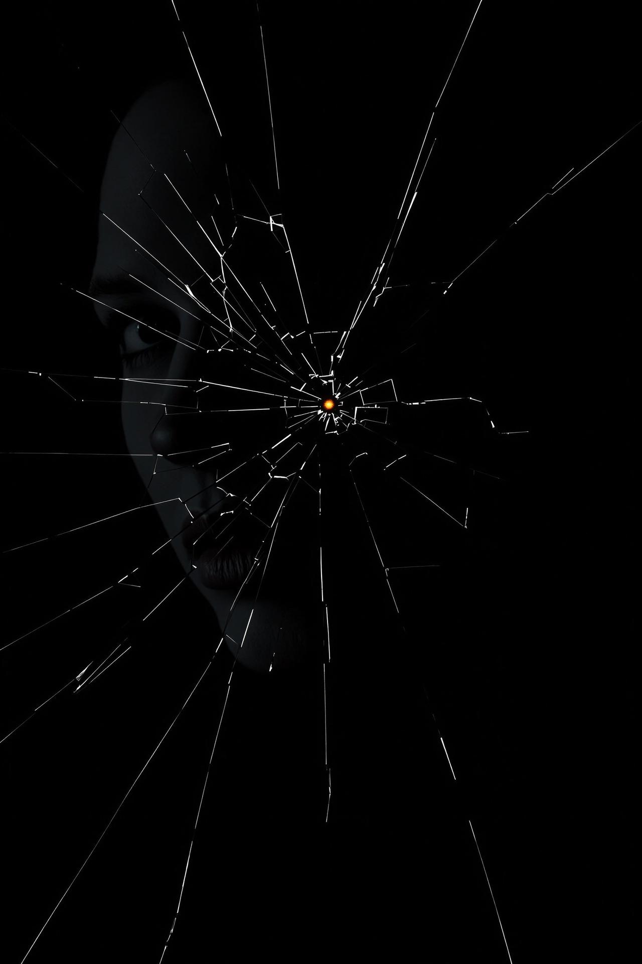 八戒影视推荐：黑镜 第六季 - Black Mirror Season 6，英美剧，评分9.2